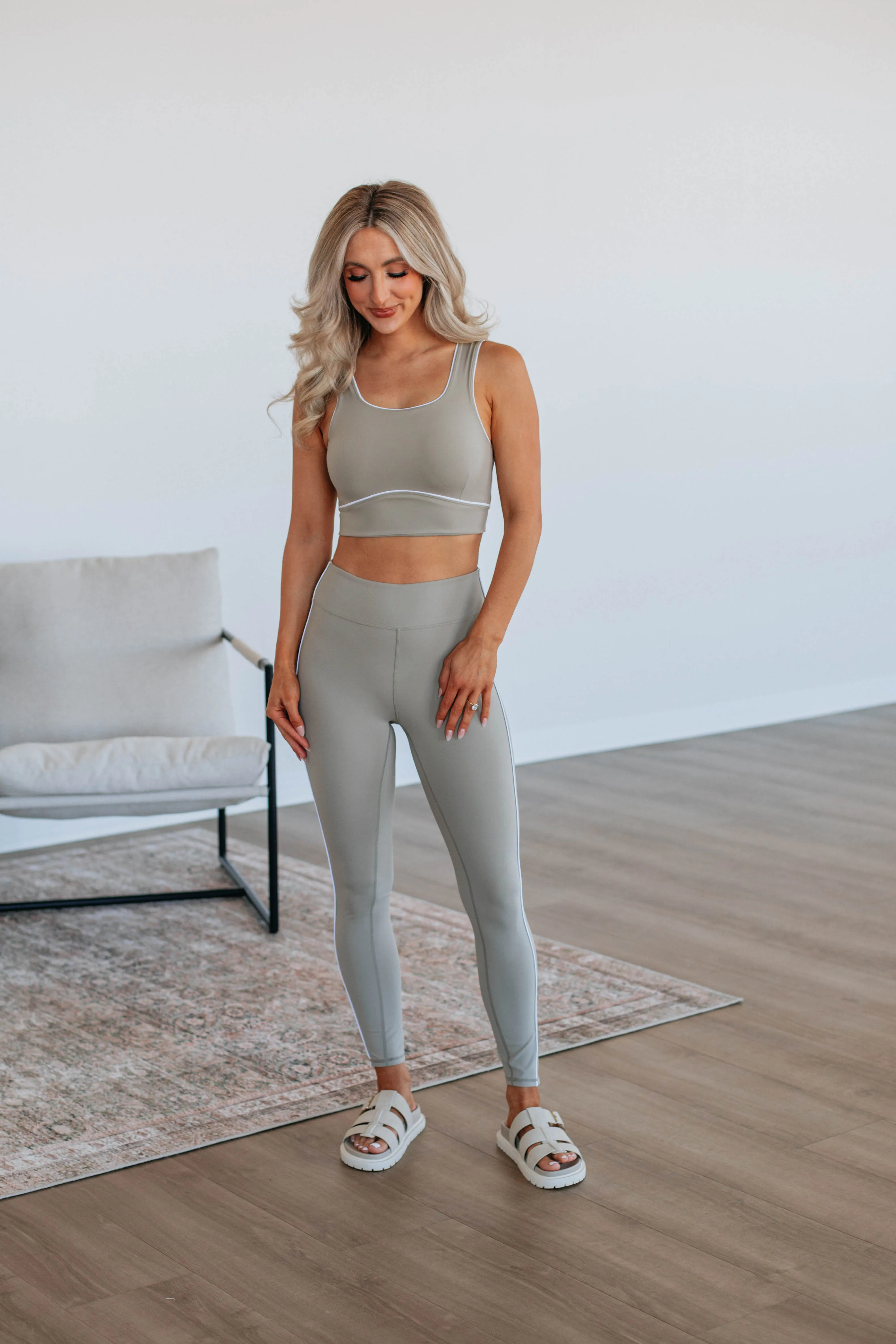 Ace Two-Piece Active Set - Taupe
