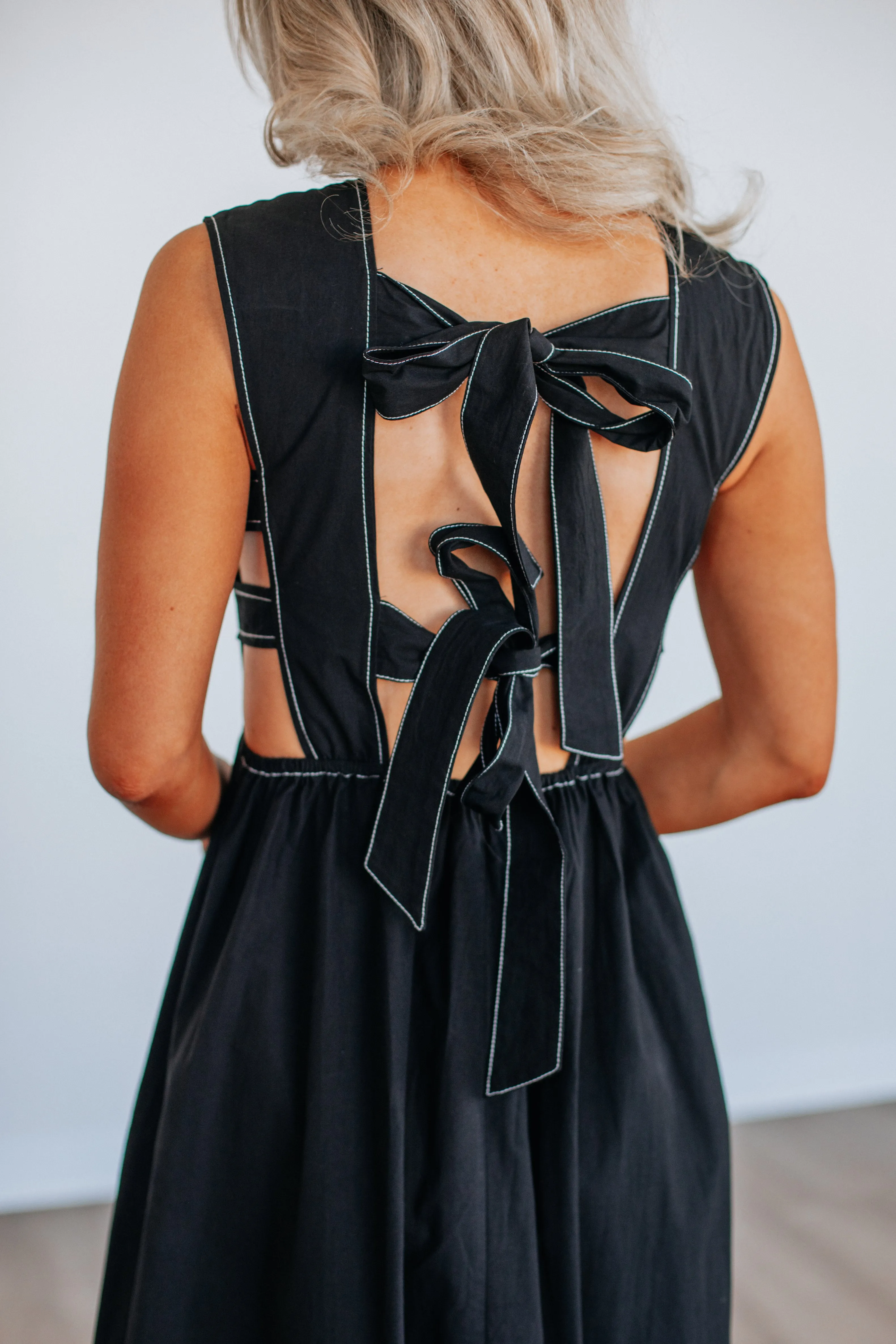 Alicyn Dress - Black