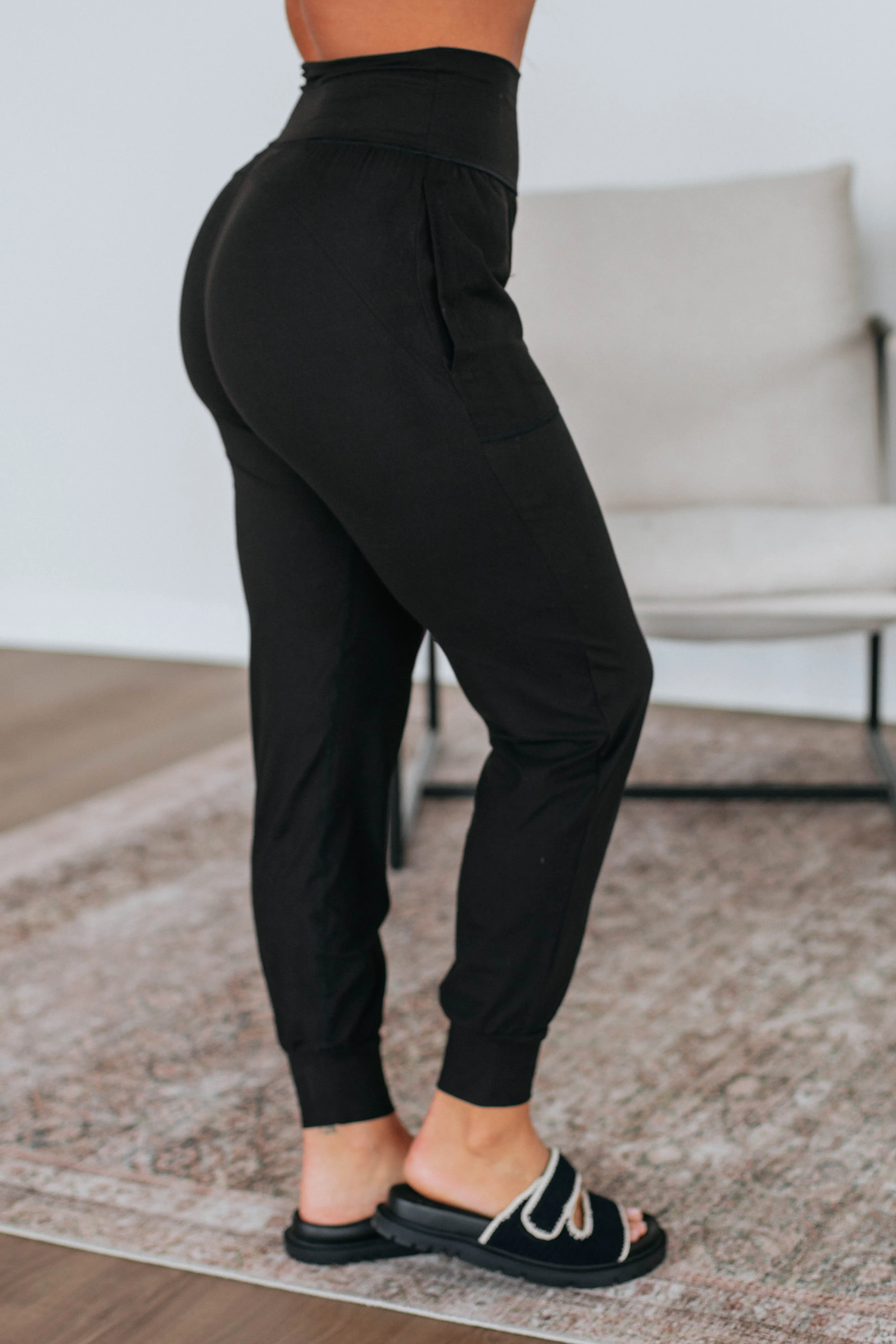 Cloud Nine Joggers - Black