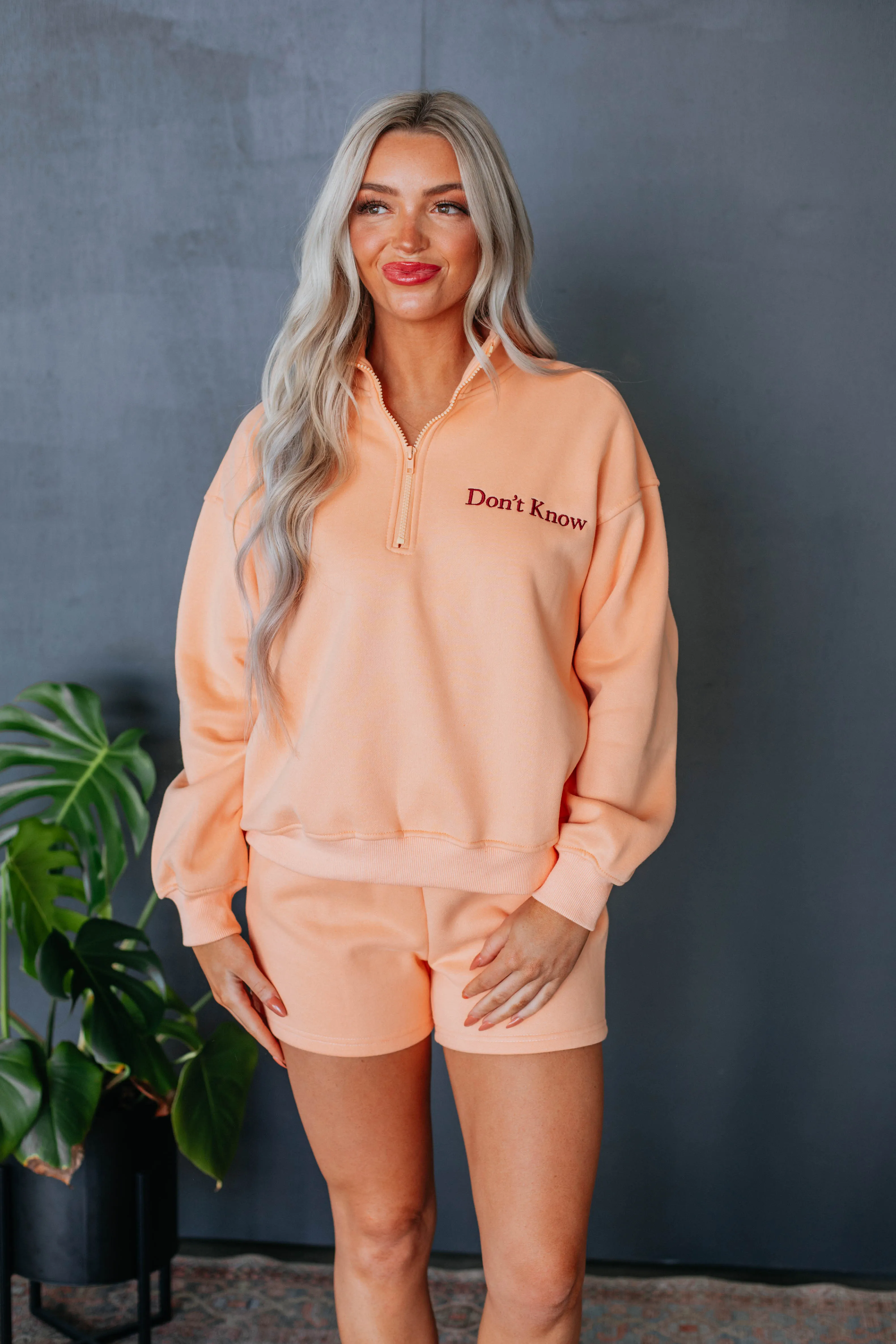 Don't Know Don't Care Lounge Shorts - Apricot