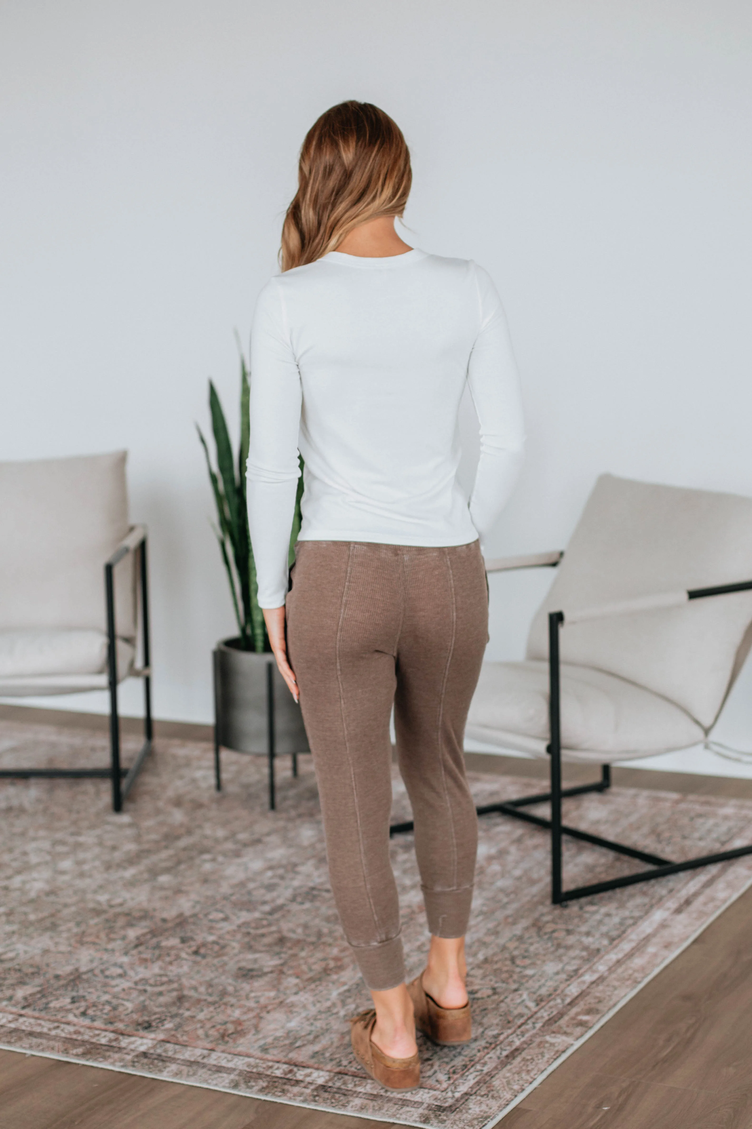 Go The Distance Joggers - Mocha