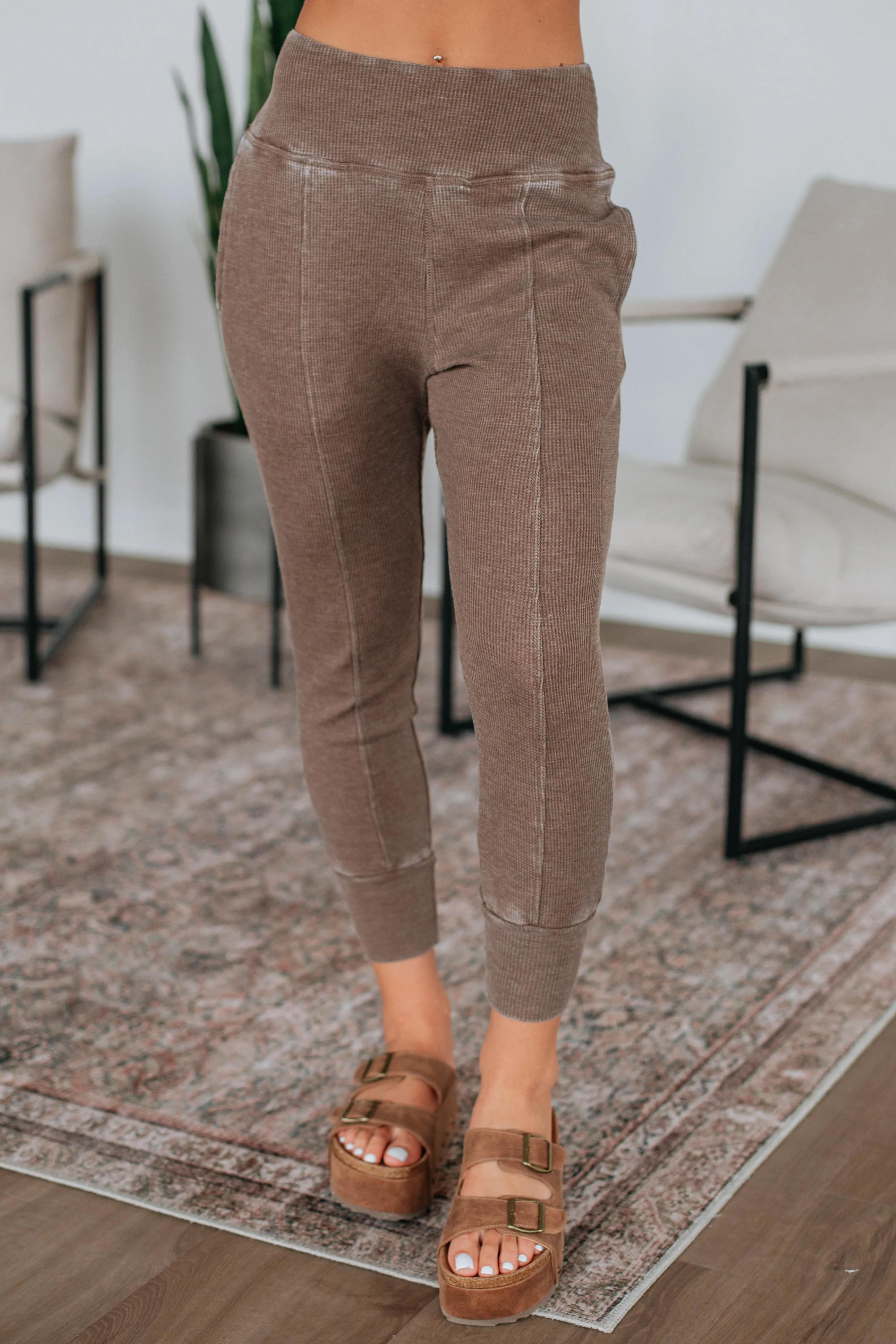 Go The Distance Joggers - Mocha