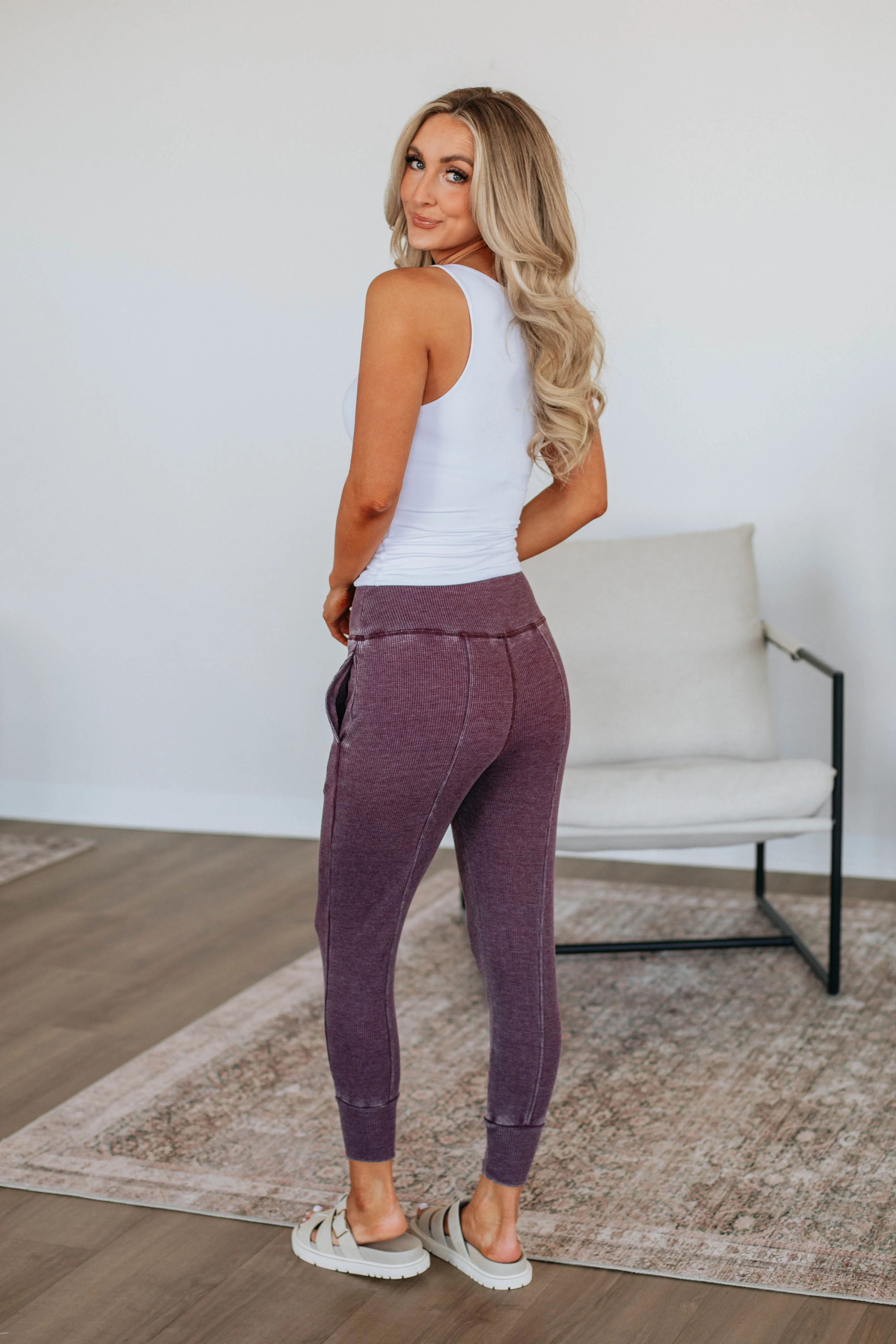 Go The Distance Joggers - Plum