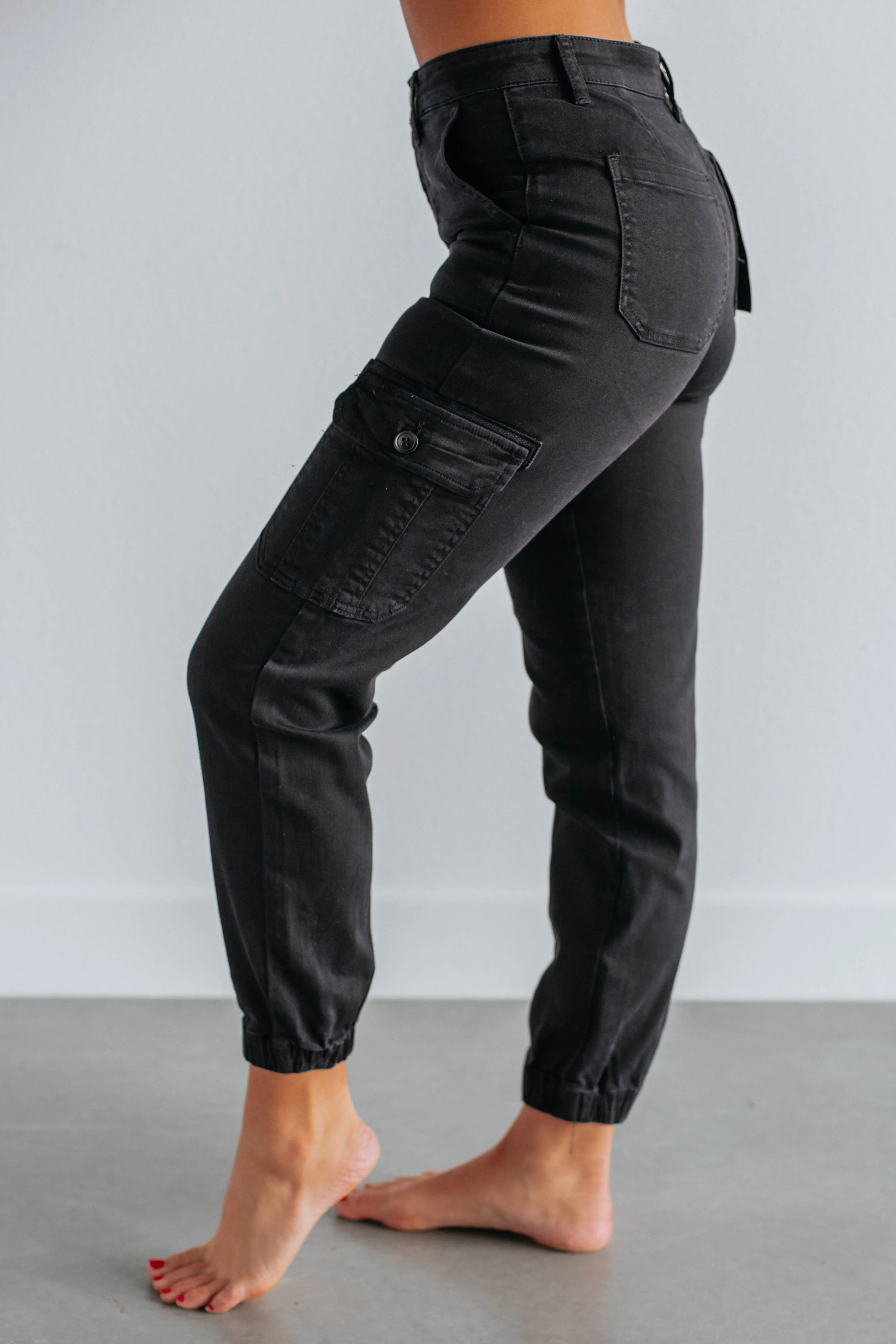 Jadia Risen Cargo Pants - Vintage Black