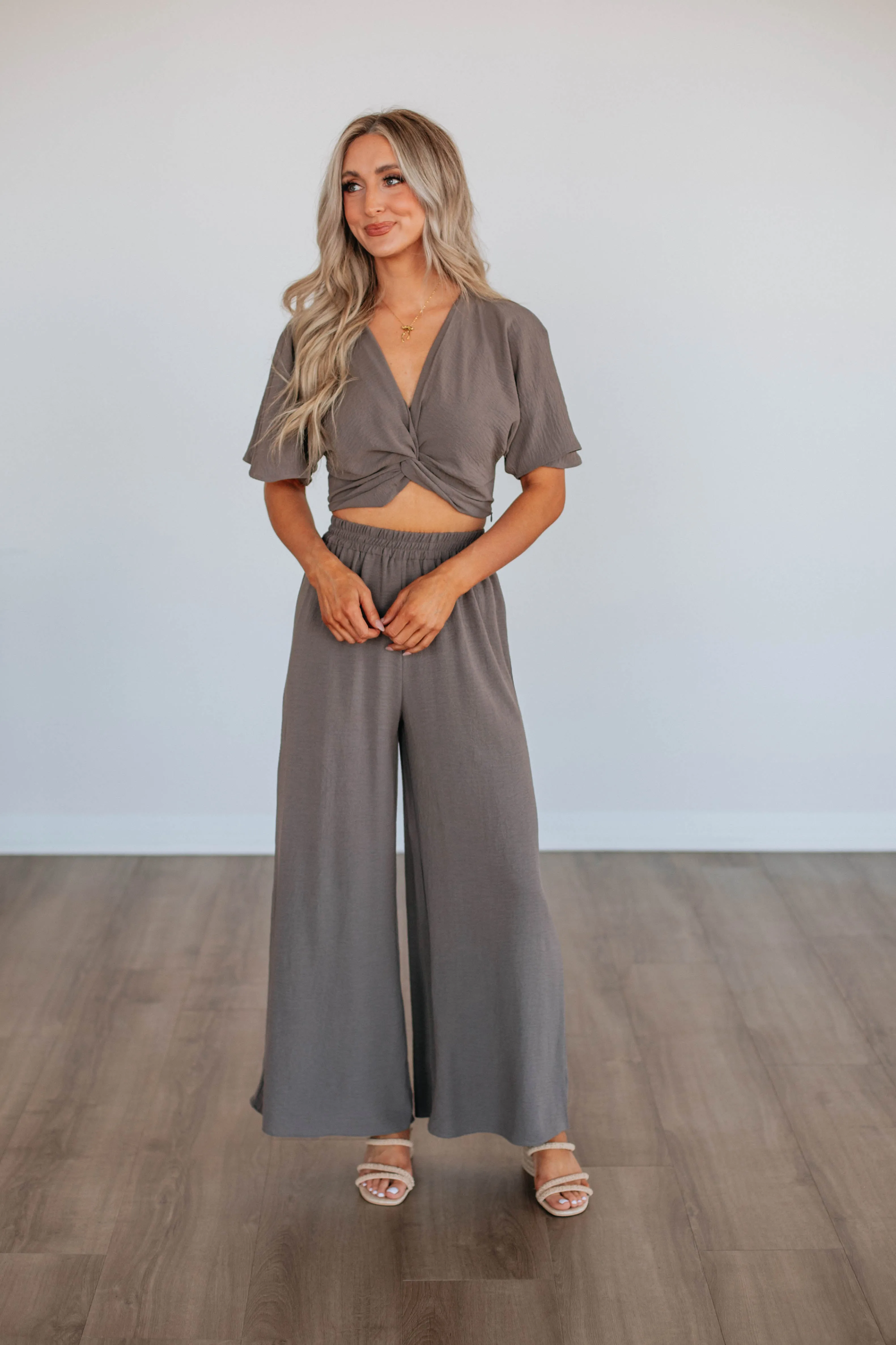 Joselynn Twist Front Top