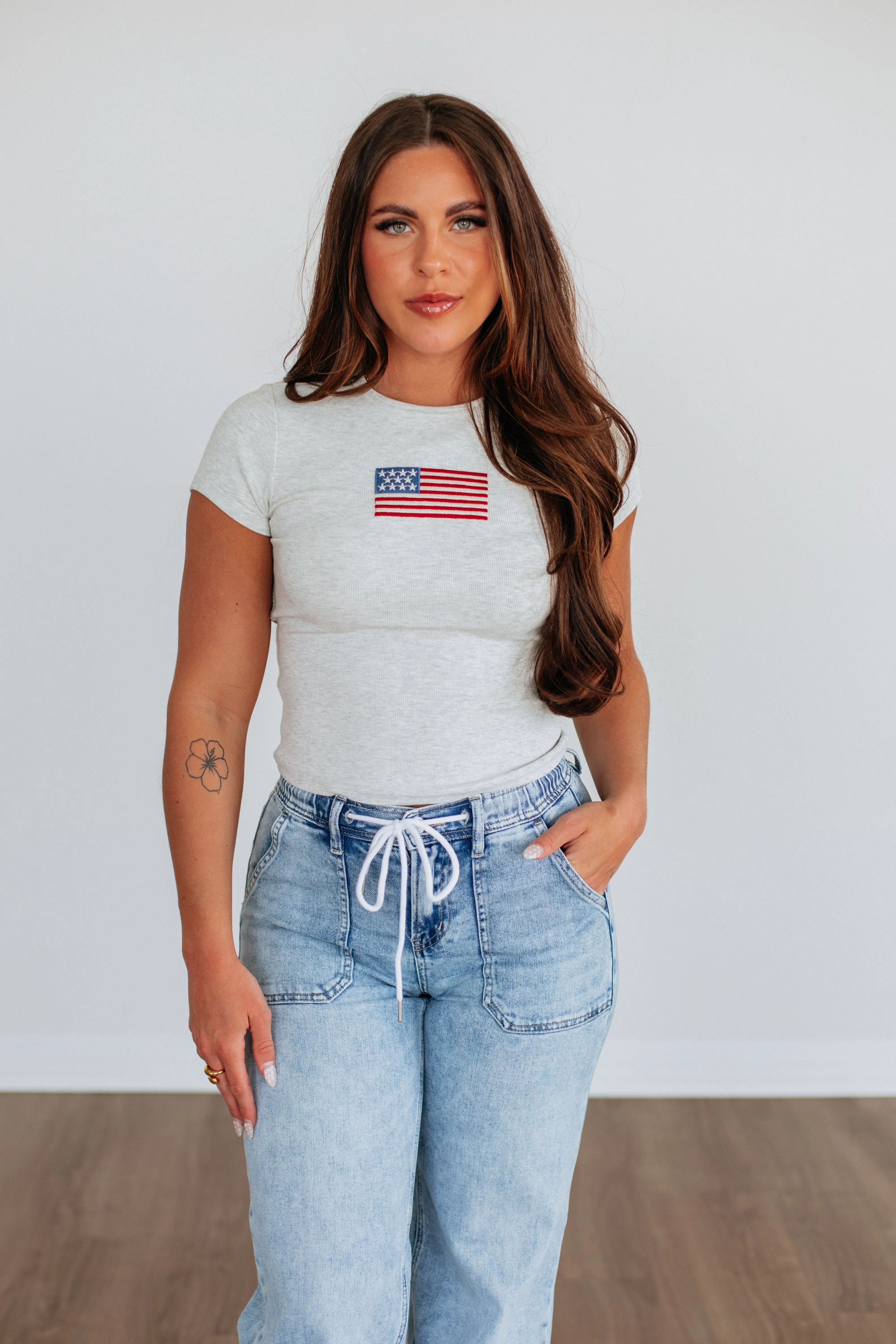 Little Miss Independent Tee - Light Grey