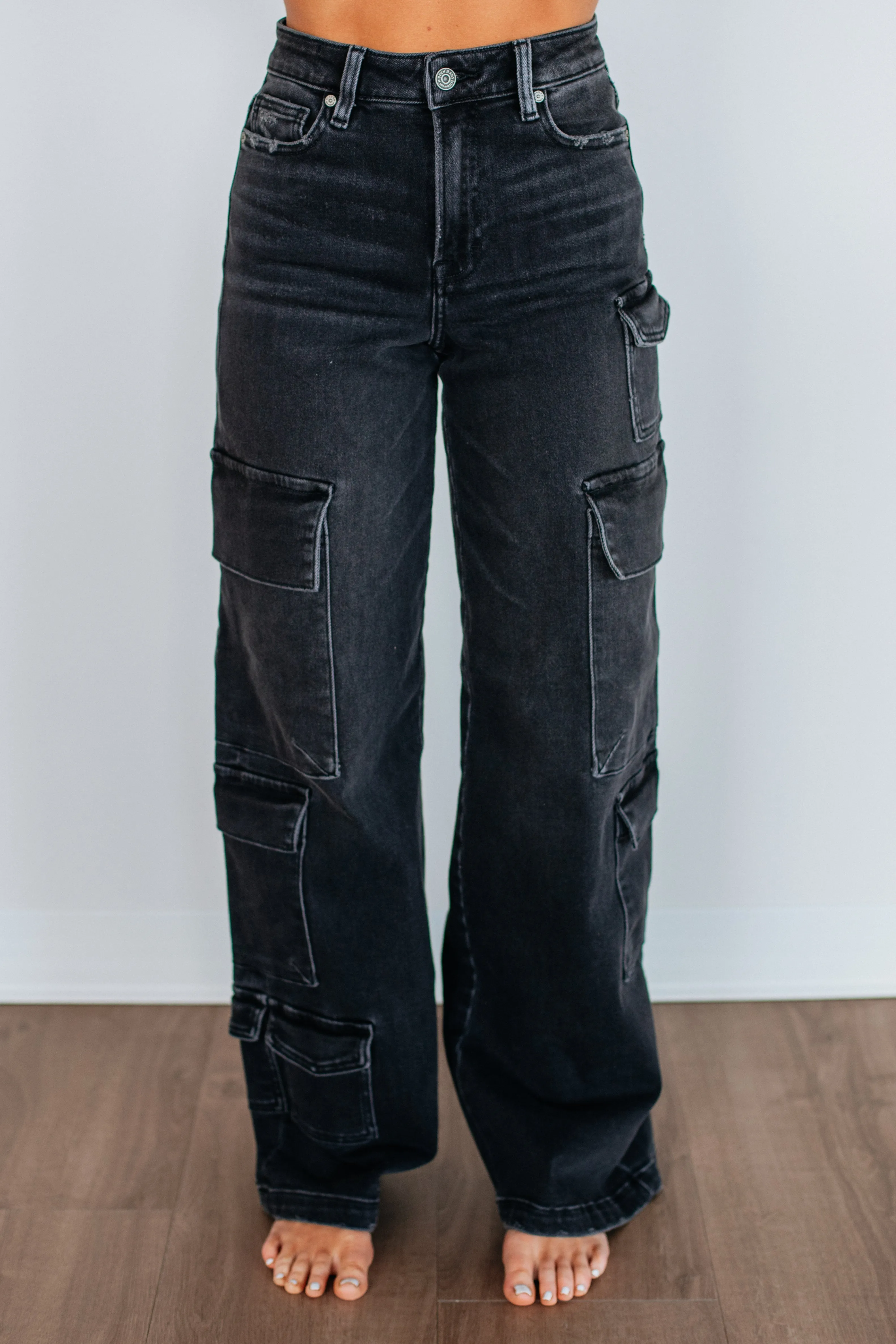 Nori Hidden Cargo Jeans - Vintage Black